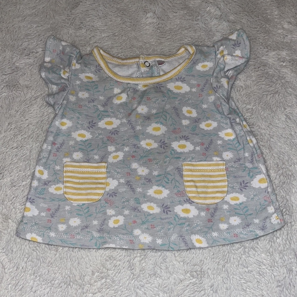 (3 for $10) floral 3-6 month gray and yellow short sleeve shirt baby girl